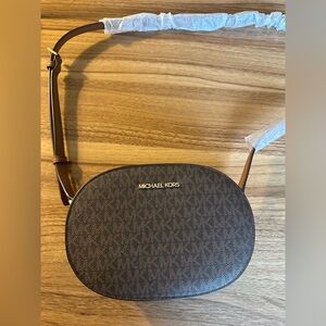 Michael Kors Cross Body Bag
